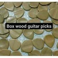 BOX WOOD GUITAR PICK